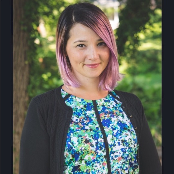 Meet your Posher, Lindsay - Picture 4 of 7